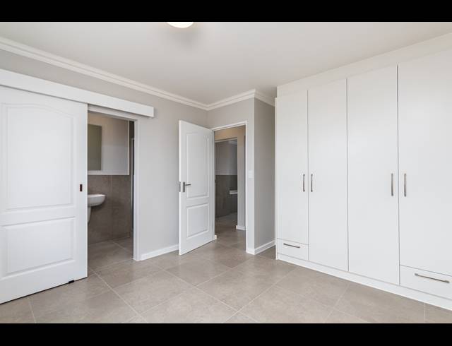 2 BEDROOM APARTMENT TO LET IN SUNNINGDALE